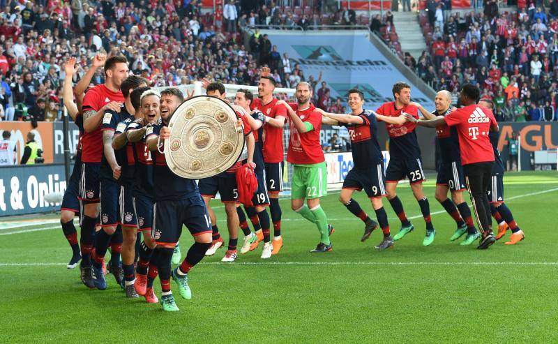 El Bayern, celebrando el título de Liga.