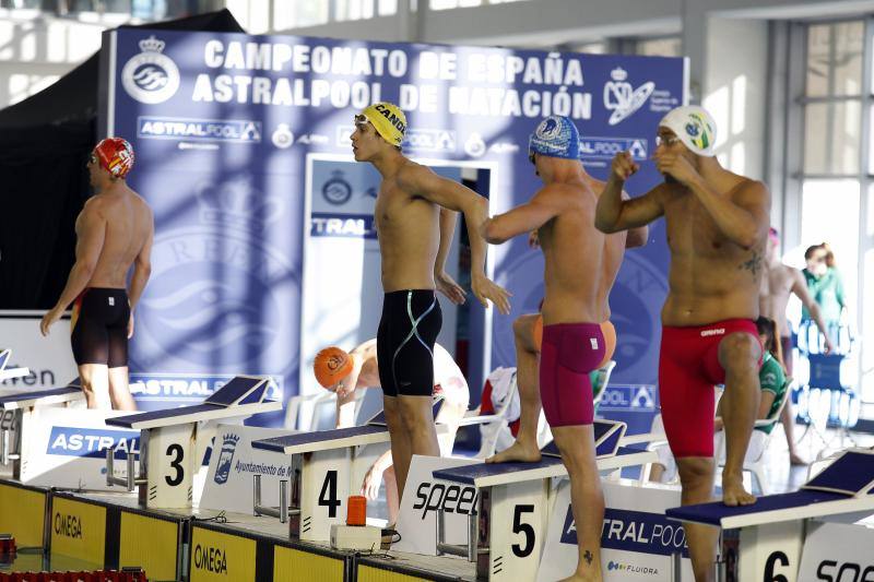 Las instalaciones de Inacua viven estos días una auténtica pasión por la natación, con las gradas llenas y un gran ambiente de compañerismo entre aficionados y clubes en el Campeonato de España.