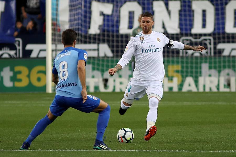 El Real Madrid consigue la victoria en La Rosaleda, gracias a los tantos de Isco y Casemiro. El Málaga marcó el gol del honor en el último minuto del encuentro