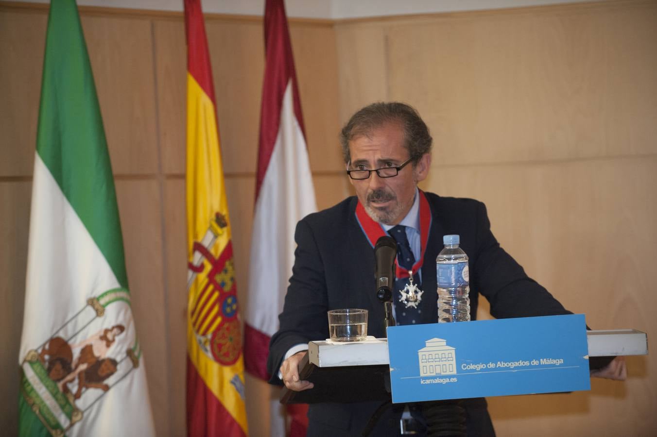 El Colegio de Abogados de Málaga ha sido el escenario que ha acogido una gran fiesta de la Justicia, presidido por el ministro Rafael Catalá