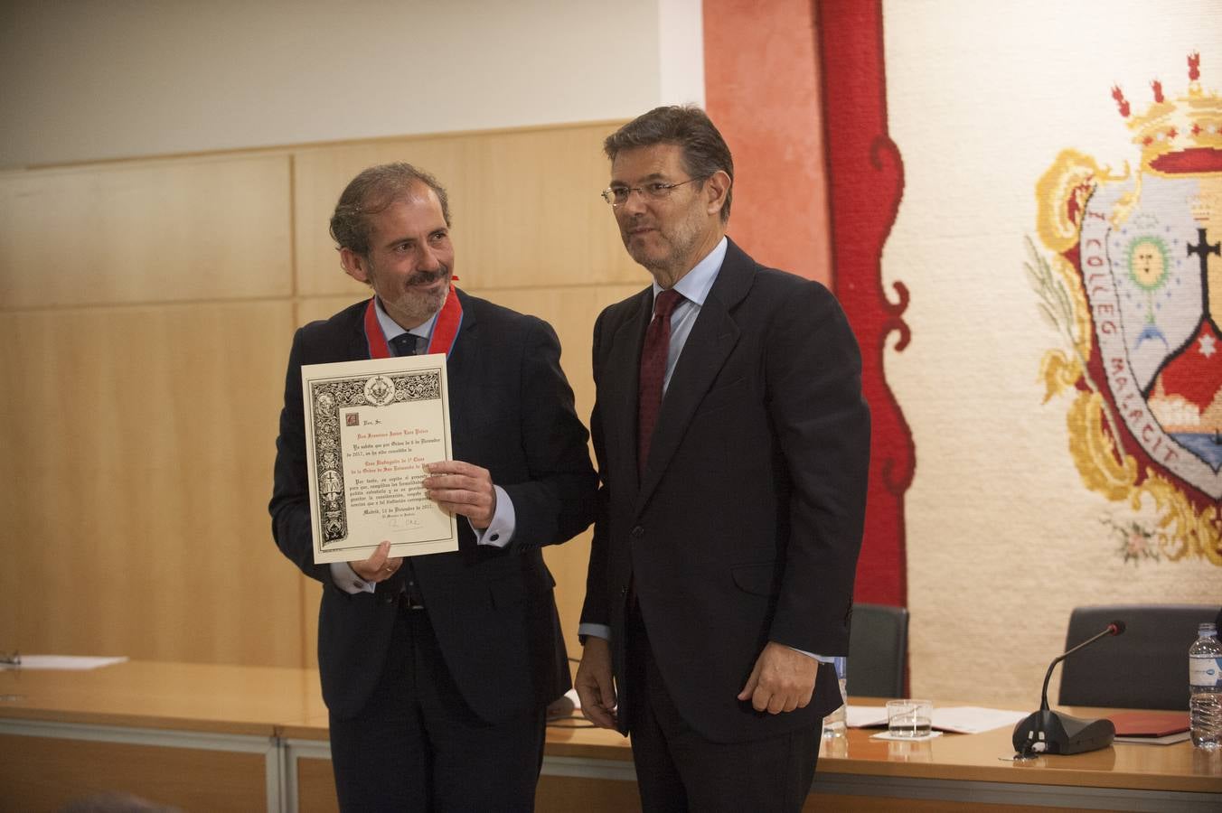 El Colegio de Abogados de Málaga ha sido el escenario que ha acogido una gran fiesta de la Justicia, presidido por el ministro Rafael Catalá