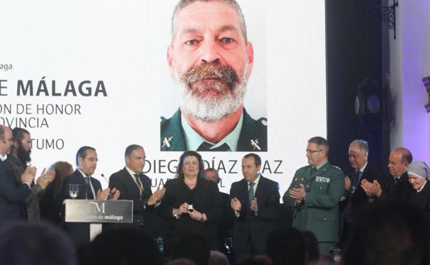 La Diputación distingue a Regino Hernández, Federico Beltrán y Simon Manley con sus Medallas de Oro