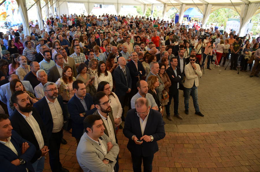 Acoge una fiesta multitudinaria para festejar la distinción de la FAO a un sistema de cultivo tradicional del que viven 2.000 familias de la Axarquía