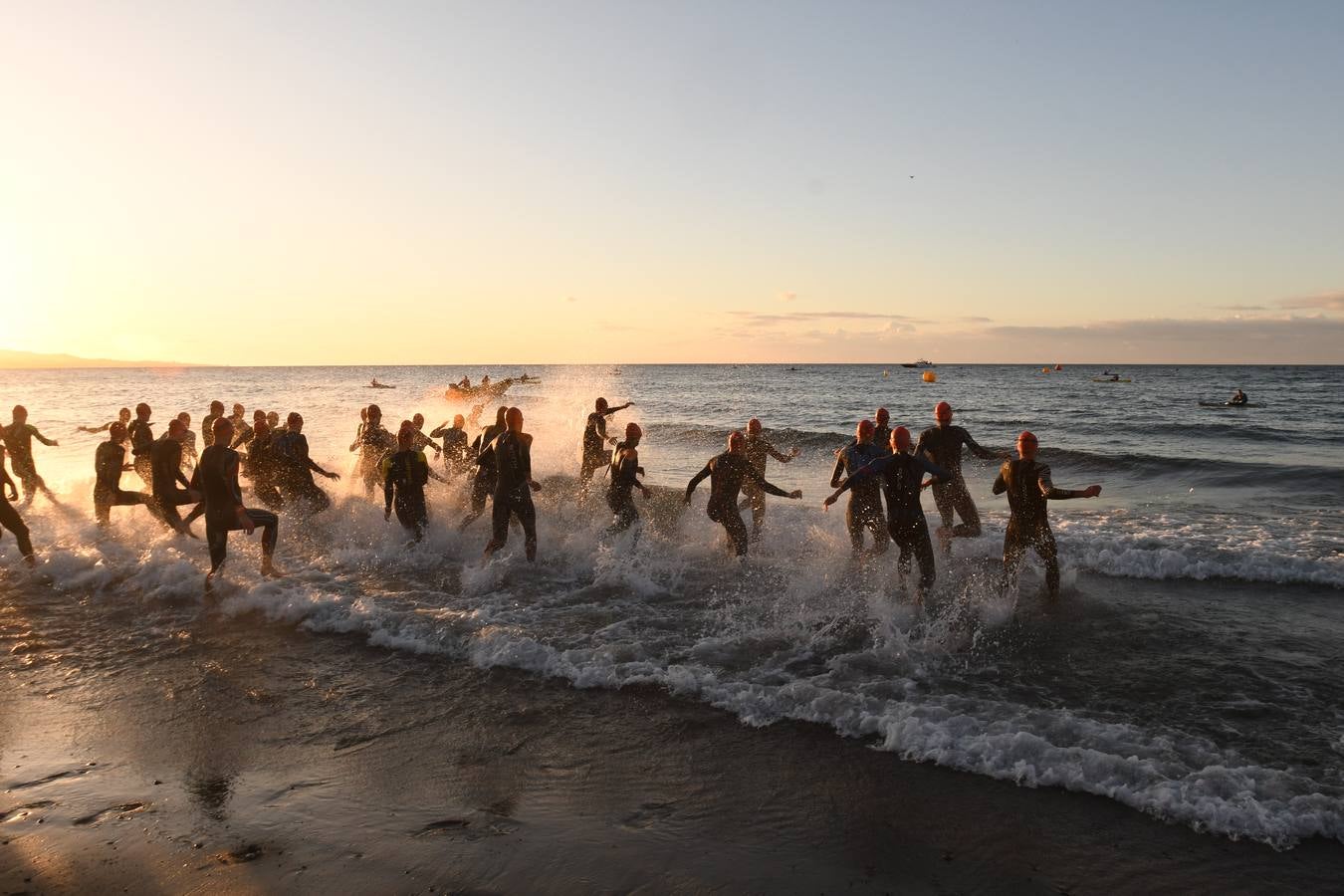 El británico ha conquistado el primer Ironman 70.3 Marbella que abre el calendario europeo de la especialidad. En total había 2.500 inscritos