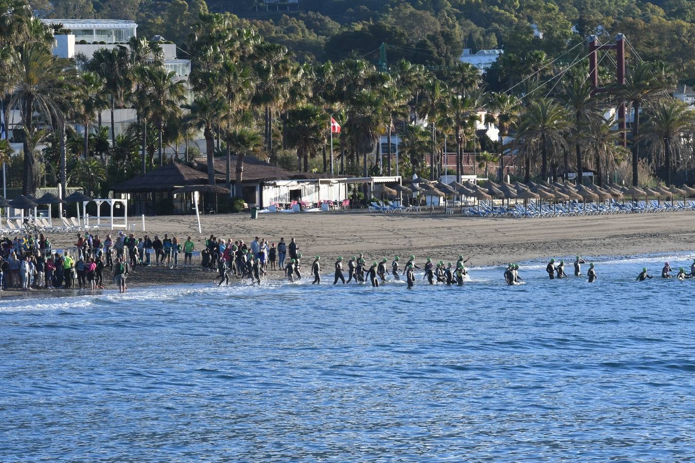 El británico ha conquistado el primer Ironman 70.3 Marbella que abre el calendario europeo de la especialidad. En total había 2.500 inscritos