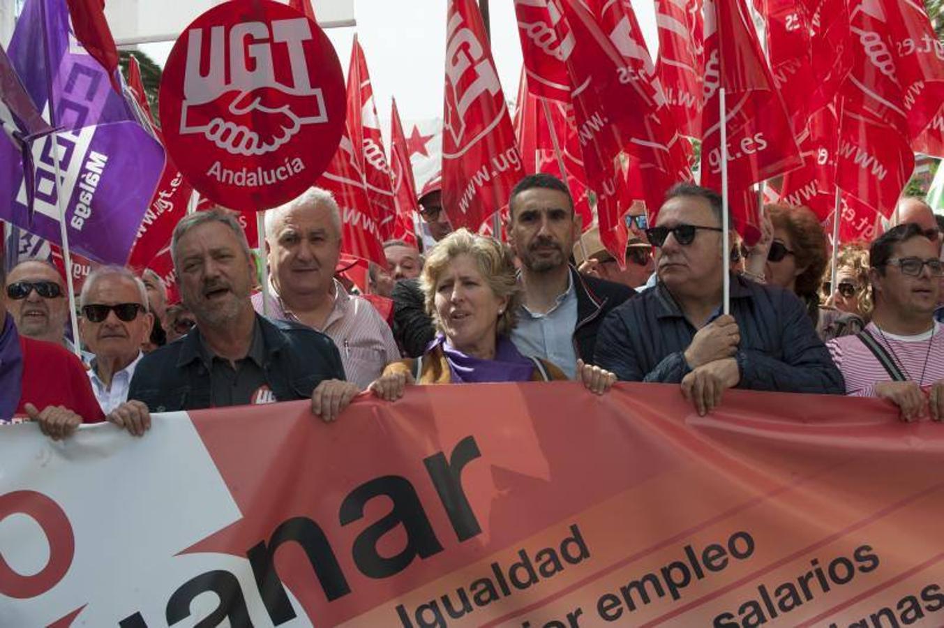 Miles de malagueños participan en la marcha del Día del Trabajo, convocada por CCOO y UGT y apoyada por partidos y colectivos de izquierda