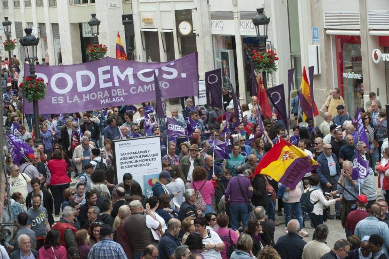 Miles de malagueños participan en la marcha del Día del Trabajo, convocada por CCOO y UGT y apoyada por partidos y colectivos de izquierda