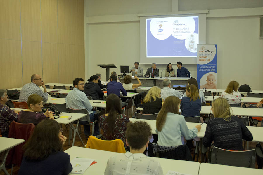 El Colegio de Médicos acoge las V Jornadas de Vacunas 