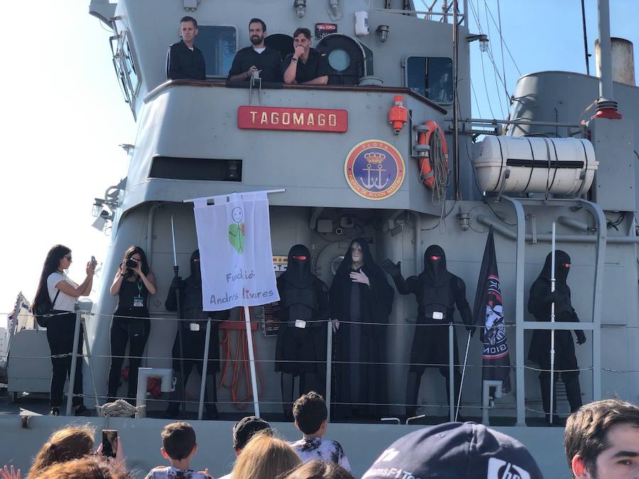 Así es el desfile de la Legión 501 de Star Wars por el Centro de Málaga organizado por la Fundación Andrés Olivares.