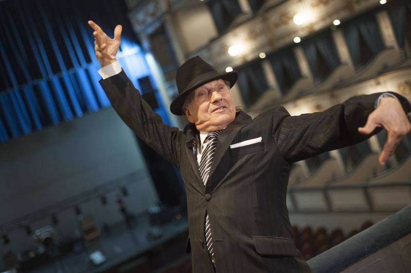 El veterano bailaor deja su impronta en el teatro malagueño antes de recibir un homenaje 