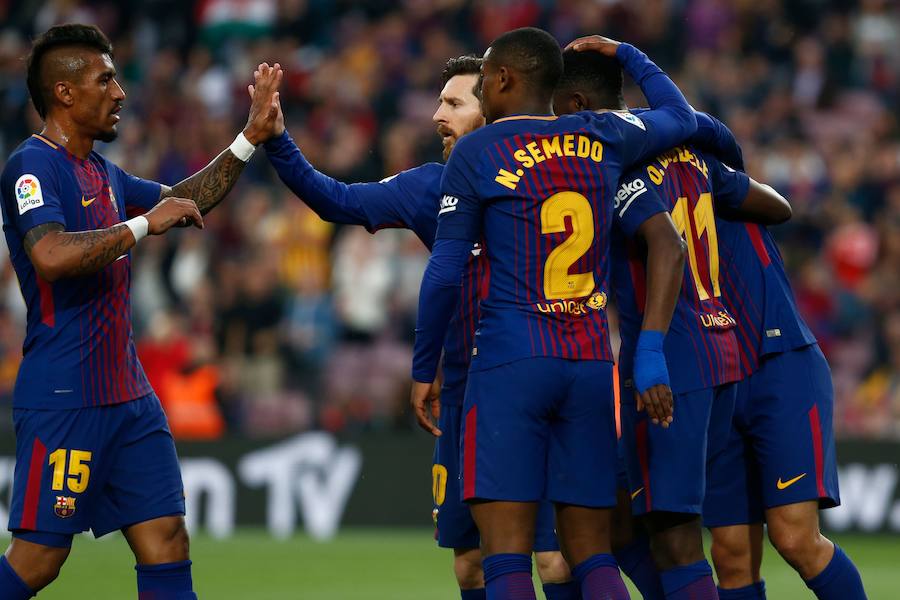 El Barcelona, ya campeón de Liga, recibe en el Camp Nou a un Villarreal que aún tiene trabajo por hacer para certificar su plaza europea. 