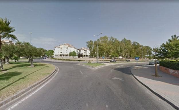 La rotonda entre las avenidas Plutarco y Dolores Rodríguez de Aragón es un punto negro en la zona.