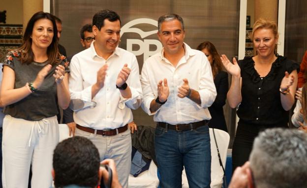 Mari Paz Fernández, Juanma Moreno, Elías Bendodo y Carolina España, hoy en Ronda.