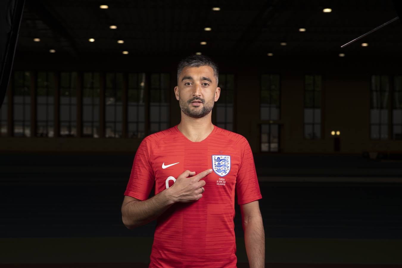 El centrocampista Aleksandr Samedov, con la camiseta de Inglaterra.