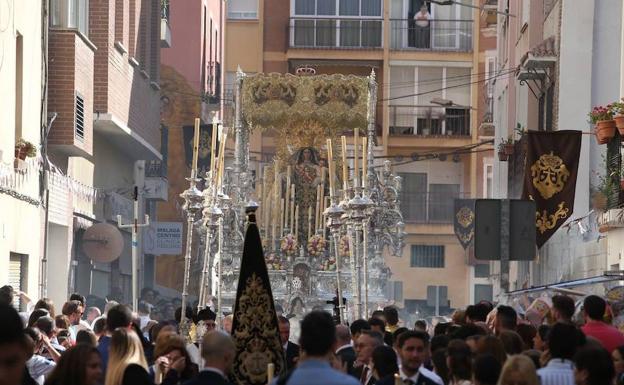 Todos los vídeos de la Magna Procesión de la Victoria en Málaga