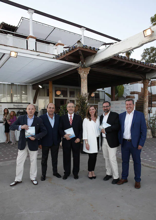 Fotos: Así fue la presentación del libro &#039;Los baños del Carmen (1918-2018), un siglo en la historia&#039;