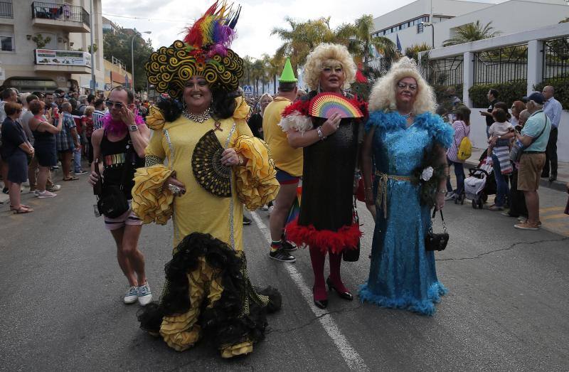 Cerca de 20.000 personas han recorrido Torremolinos en una cabalgata que en esta ocasión contó con seis carrozas como hilo conductor