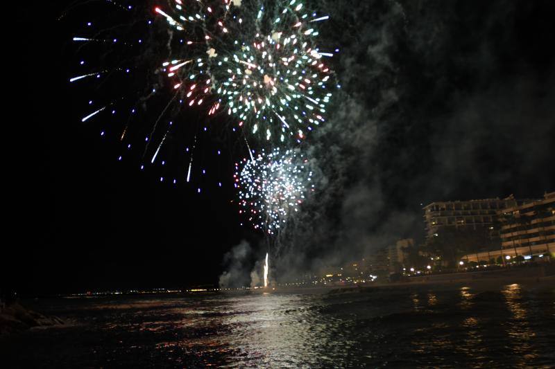 Los fuegos artificiales y el pregón de Concha Montes dan el pistoletazo de salida a las fiestas de San Bernabé