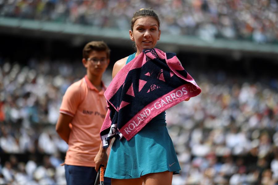 Halep derrota a la estadounidense Stephens en la final de Roland Garros femenino. La rumana, número uno del mundo, se hace así con su primer Grand Slam tras tres intentos fallidos