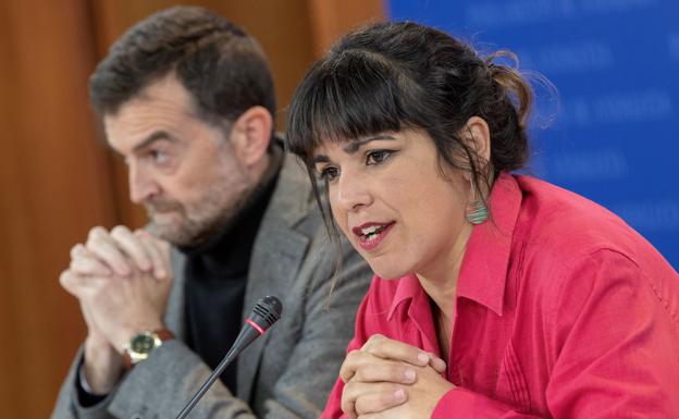 Teresa Rodríguez califica de «chascarrillos» las críticas al procedimiento de confluencia de Podemos e IU