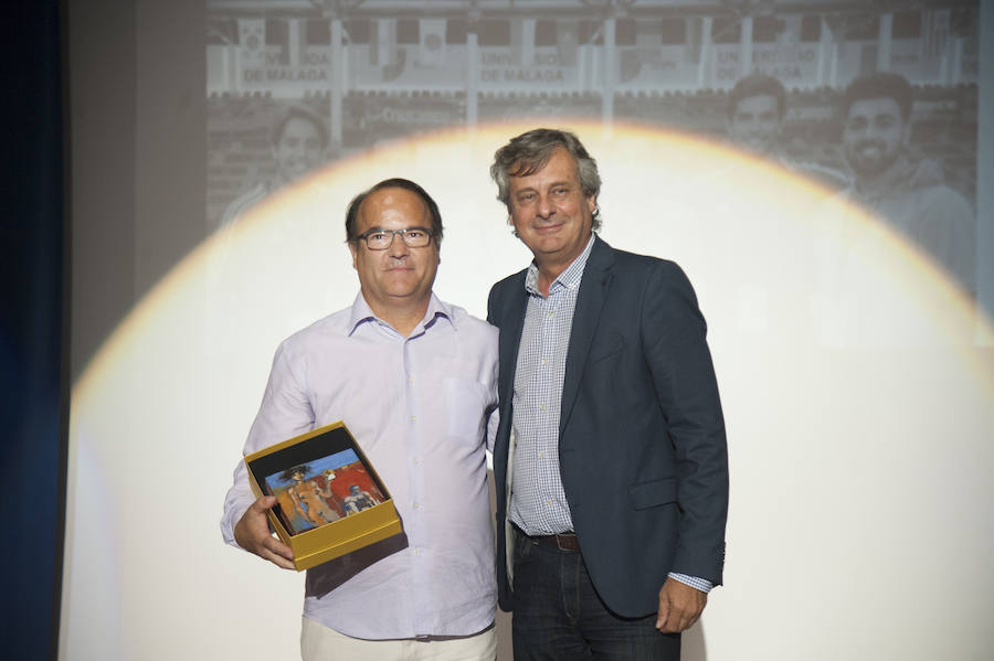 La Universidad premia al UMA Antequera y al Málaga femenino, entre otros, y recuerda a la figura de Carlos Serra