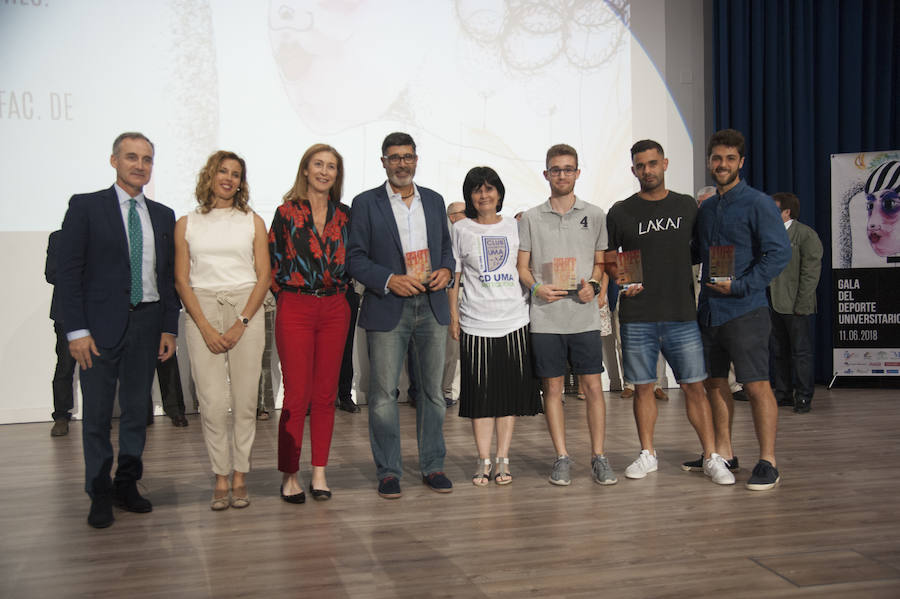 La Universidad premia al UMA Antequera y al Málaga femenino, entre otros, y recuerda a la figura de Carlos Serra