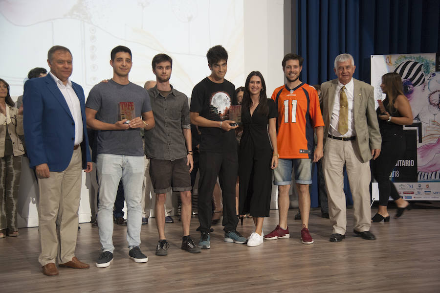 La Universidad premia al UMA Antequera y al Málaga femenino, entre otros, y recuerda a la figura de Carlos Serra