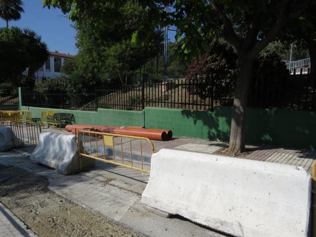 Está previsto que la obra de los muros comience este lunes en el CEIP José Banús. 