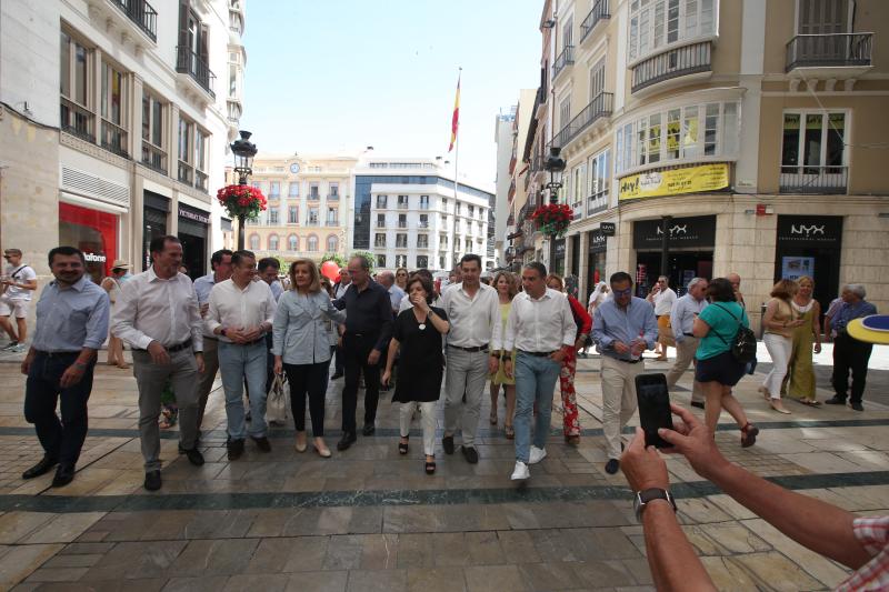 La aspirante a presidir a los populares abre en Málaga su campaña acompañada por los presidentes del partido en Málaga, Sevilla, Córdoba y Huelva y el líder andaluz, Juanma Moreno