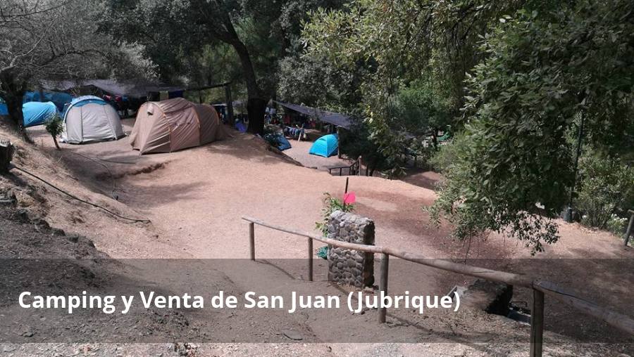 También junto al río Genal a la altura del Puente de San Juan se puede optar por otra zona para acampar. Se trata de un camping asociado a la emblemática Venta de San Juan, es decir, ya en el término municipal de Jubrique (el Genal hace de frontera entre este pueblo y Algatocín en este punto). Los precios son similares a los de su vecino, el Camping Genal (cuatro euros por persona y noche y cuatro euros por tienda). Las opciones para alojarse también incluyen la caravana, el bungalow e incluso dos casas rurales que se encuentran rodeadas de naturaleza viva en este paraje de la ribera del Genal. El murmullo del río será una constante para los que se decidan a pernoctar próximos a su curso.  Cómo llegar