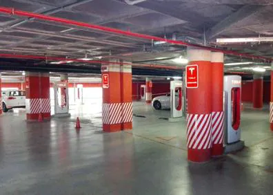 Imagen secundaria 1 - Tesla instala un &#039;supercargador&#039; para coches eléctricos en la Reserva del Higuerón
