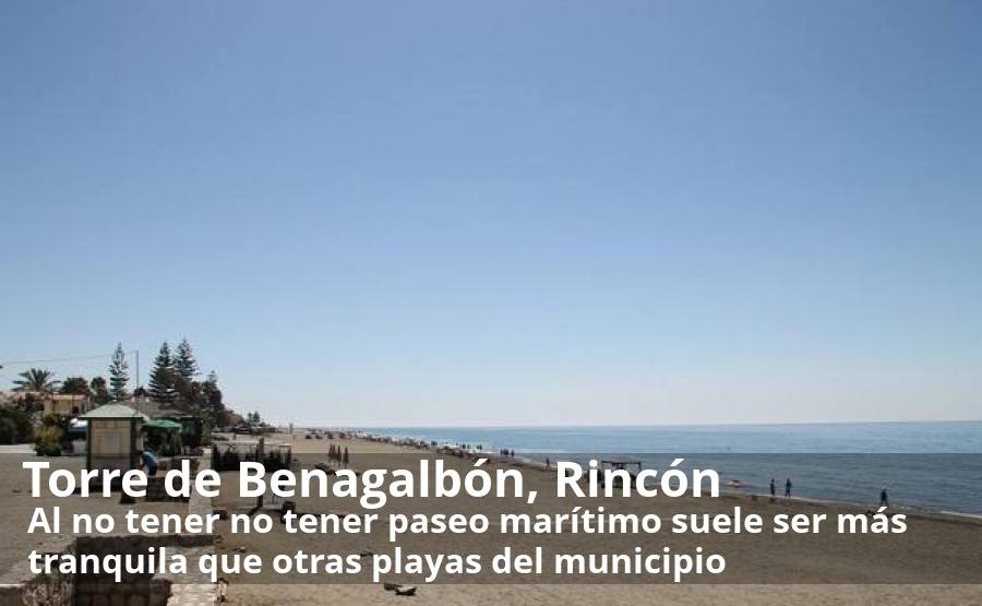 Para muchos el encanto de esta franja litoral situada en la zona oeste de Rincón de la Victoria está en no tener paseo marítimo. Por ese motivo, suele ser más tranquila que otras playas del mismo municipio. Situada en el límite con el término municipal de Vélez-Málaga, esta zona de la costa rinconera es idónea para los que busquen también el sosiego en los días de verano. La arena, como en la costa veleña, es oscura y fina.  Más info aquí.