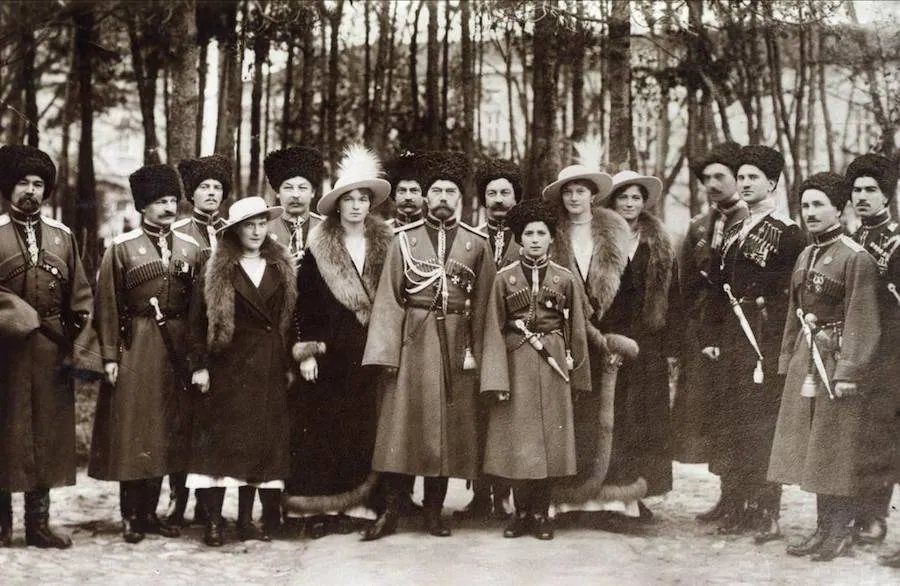 Visita de la familia imperial al frente durante la Primera Guerra Mundial