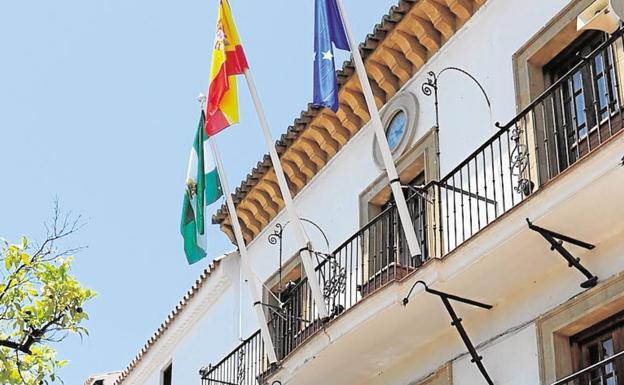 Fachada del Ayuntamiento de Marbella.