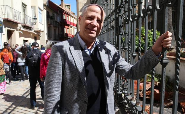 Javier Imbroda gana las primarias de Ciudadanos en Málaga con el 65% de los votos