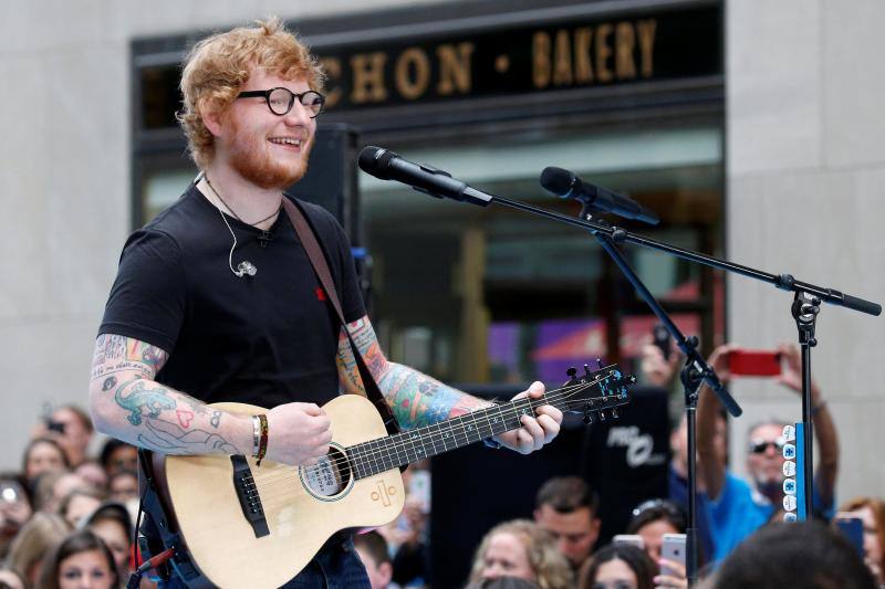 El cantante Ed Sheeran figura noveno con 110 millones de dólares (94 millones de euros).