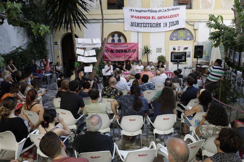 El centro malagueño vuelve a llenar el patio de su sede ocupada en unas jornadas culturales