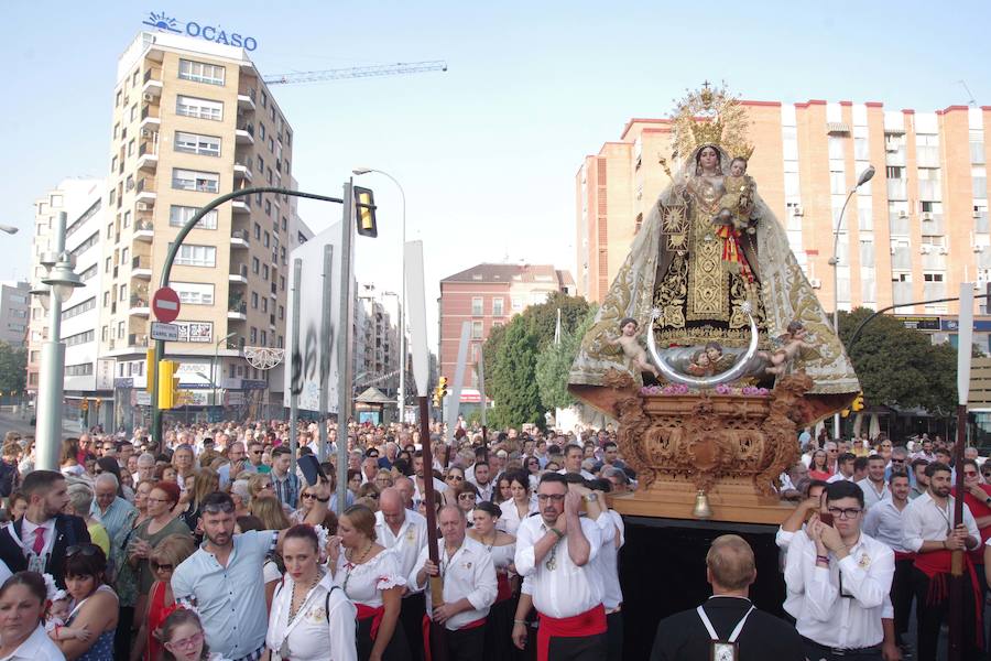 La devoción va desde las profundidades de la bahía malagueña a los altares de la Catedral, pasando por un barrio de gran sabor marinero como Huelin