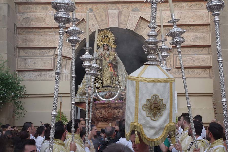 La devoción va desde las profundidades de la bahía malagueña a los altares de la Catedral, pasando por un barrio de gran sabor marinero como Huelin