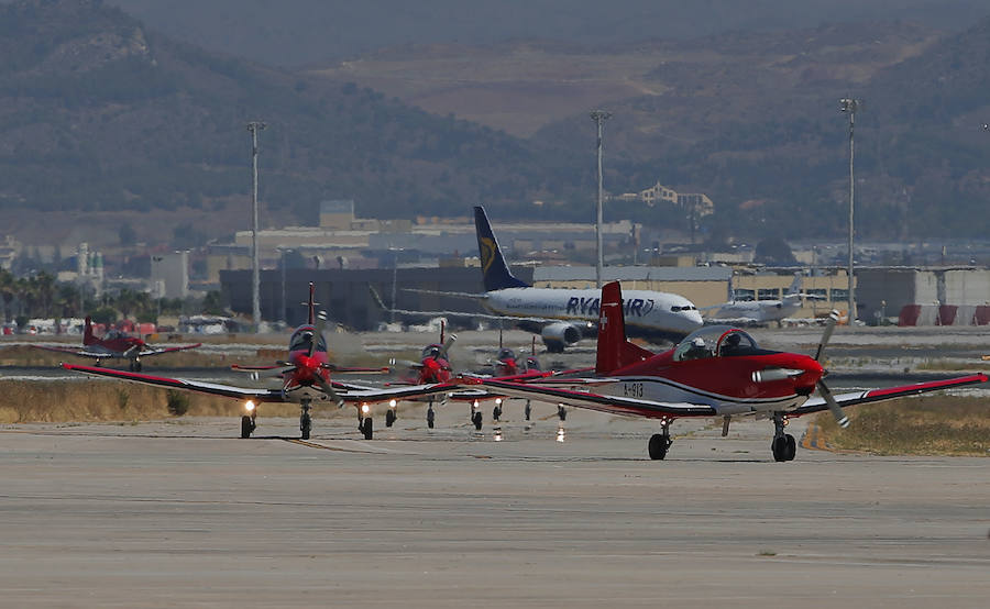 Llegada de las aeronaves para el Torre del Mar Airshow 2018 a la Base Aérea de Málaga. 