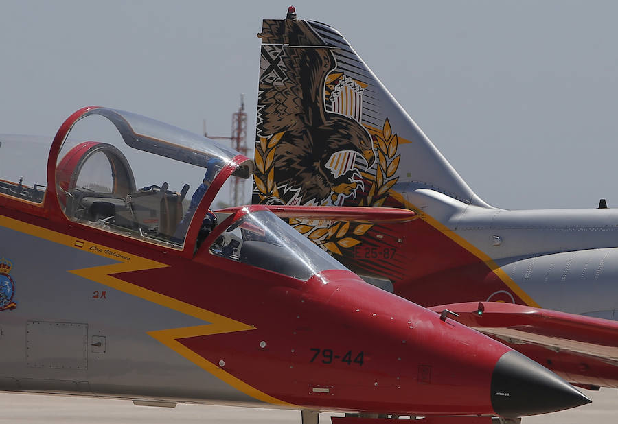 Llegada de las aeronaves para el Torre del Mar Airshow 2018 a la Base Aérea de Málaga. 