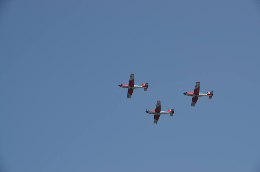 Las aeronaves se preparan para el espectáculo del domingo 29