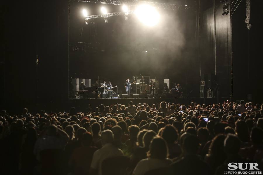 El cantante recala en Málaga dentro de su gira 'Loco por cantar 2018'