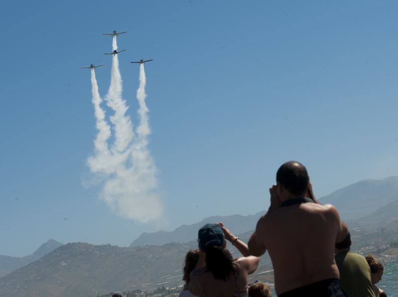 Torre del Mar acoge este festival aéreo internacional con 40 aeronaves de cuatro países diferentes 