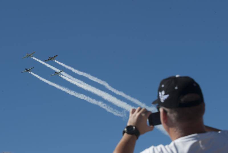 Torre del Mar acoge este festival aéreo internacional con 40 aeronaves de cuatro países diferentes 