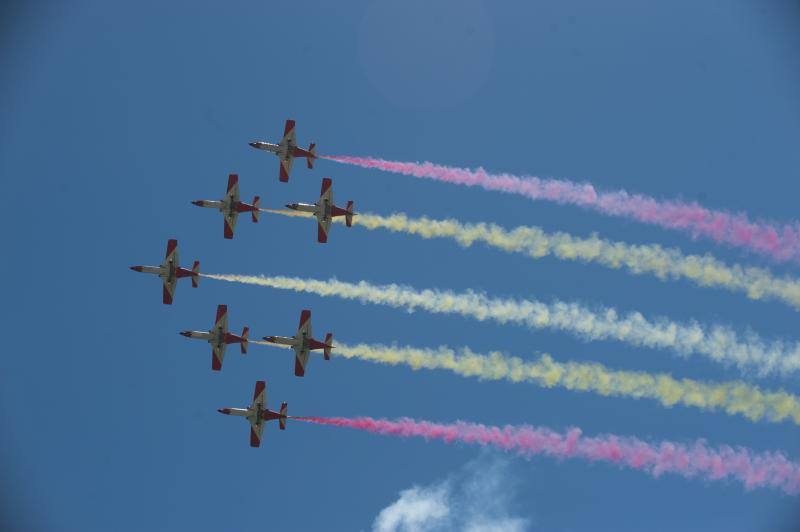 Torre del Mar acoge este festival aéreo internacional con 40 aeronaves de cuatro países diferentes 