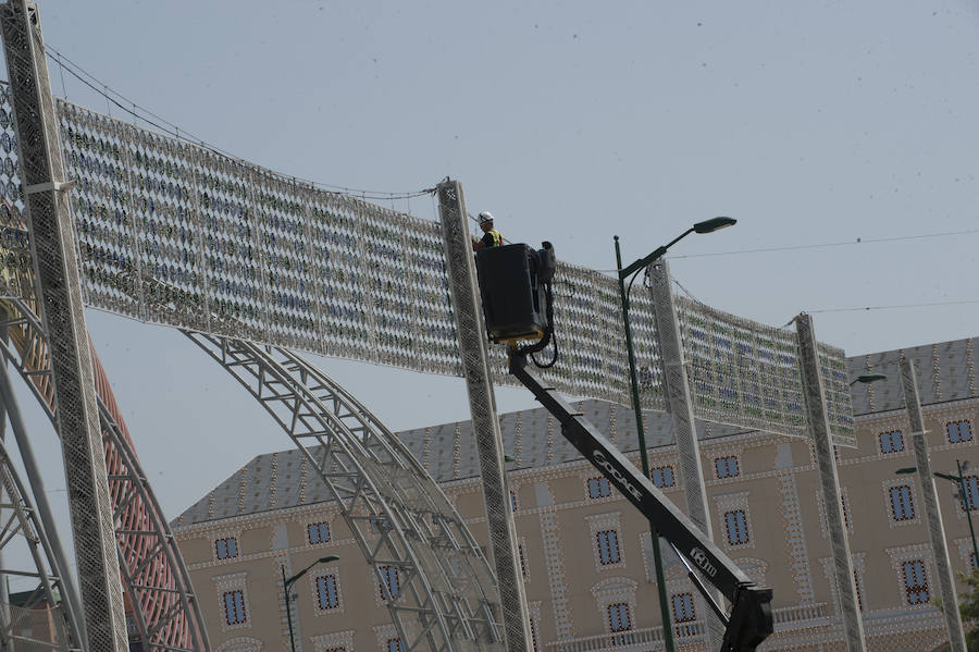 Cuenta atrás para la Feria de Málaga 2018 y en el Real del Cortijo de Torres se trabaja para que todo esté a punto.