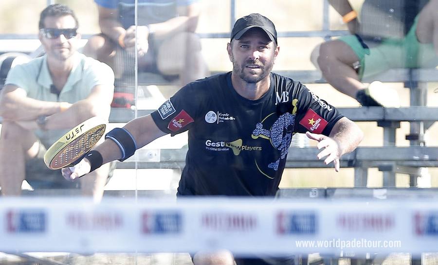 Recopilatorio de imágenes de los cruces de la ronda de dieciseisavos de final de Cervezas Victoria Open Mijas correspondiente al World Padel Tour.