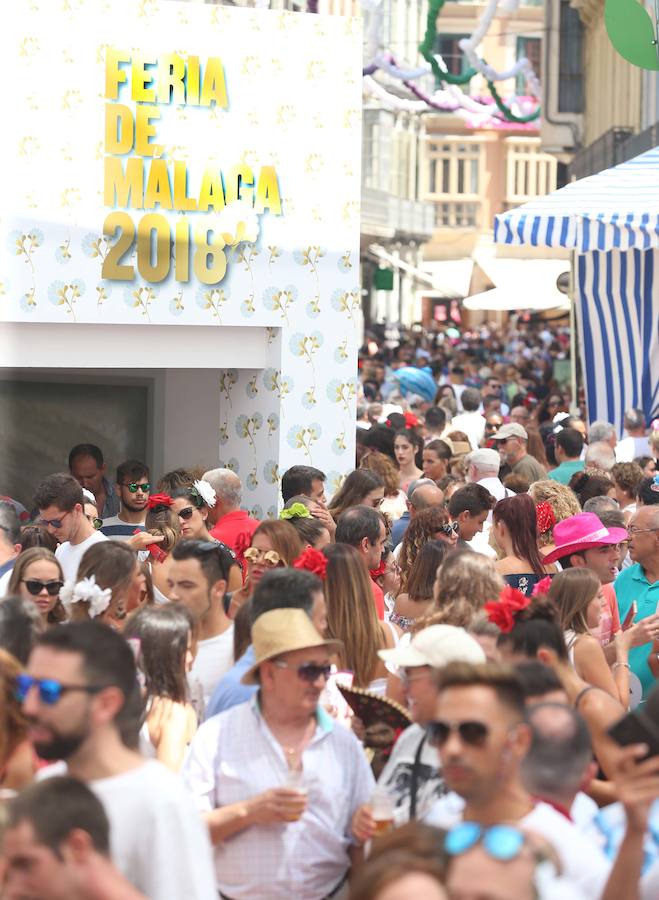 Fotos: Las mejores imágenes del primer domingo de la Feria de Málaga 2018