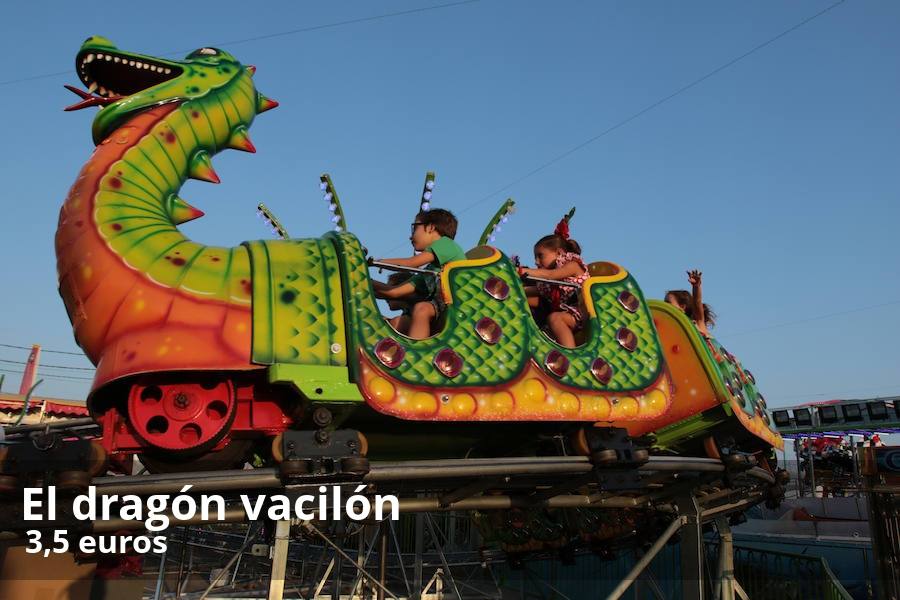 Toma nota de los precios de los cacharritos de la Feria de Málaga 2018